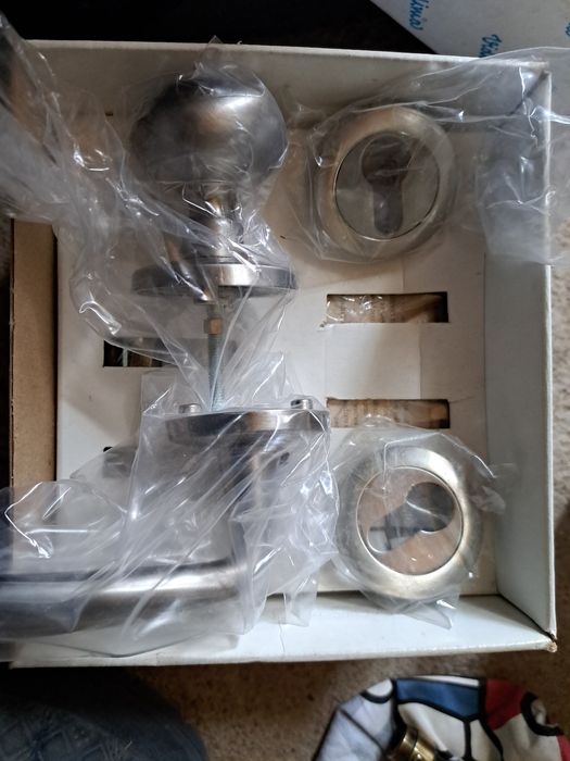 Луксозни дръжки от месинг германски jado