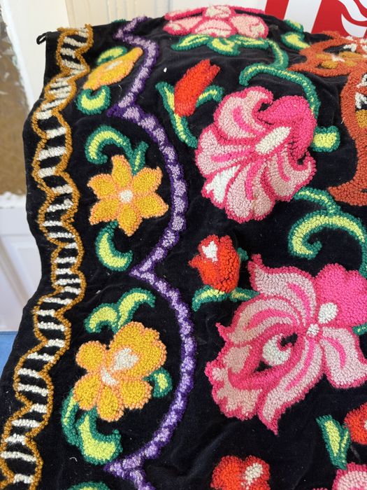 Covor/peretar/broderie ac persan