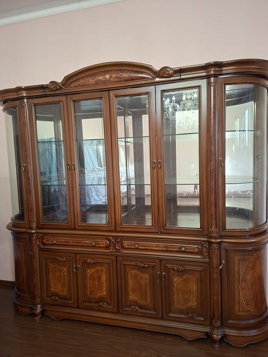 Сервант сатылады