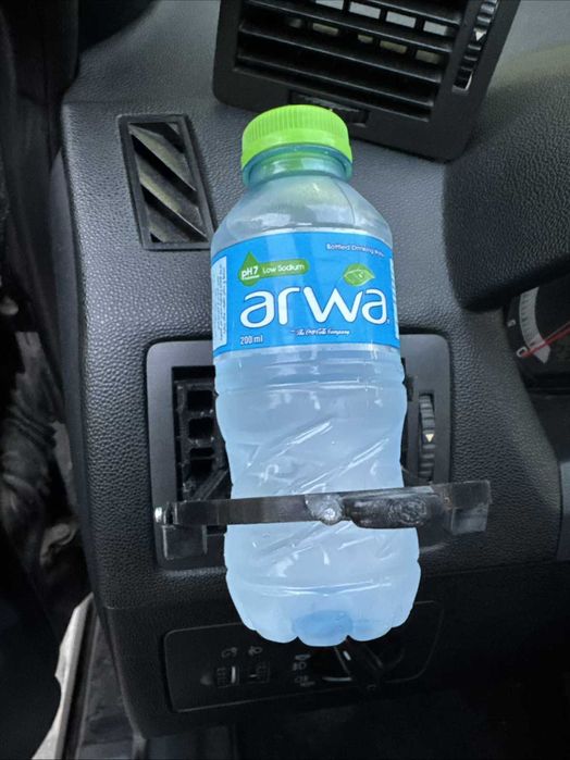 Поставка за чаши за Skoda Fabia MK1