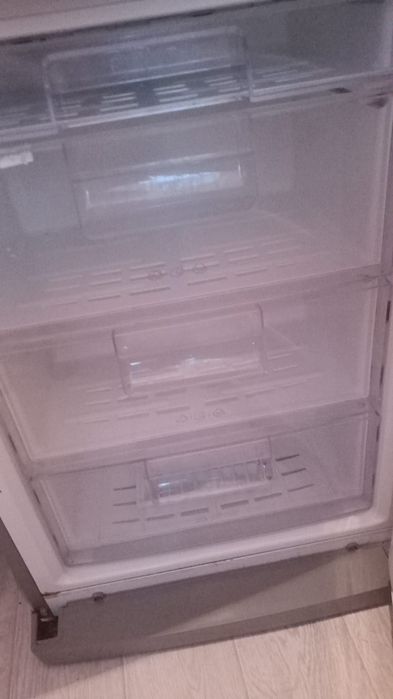 Холодильник продам