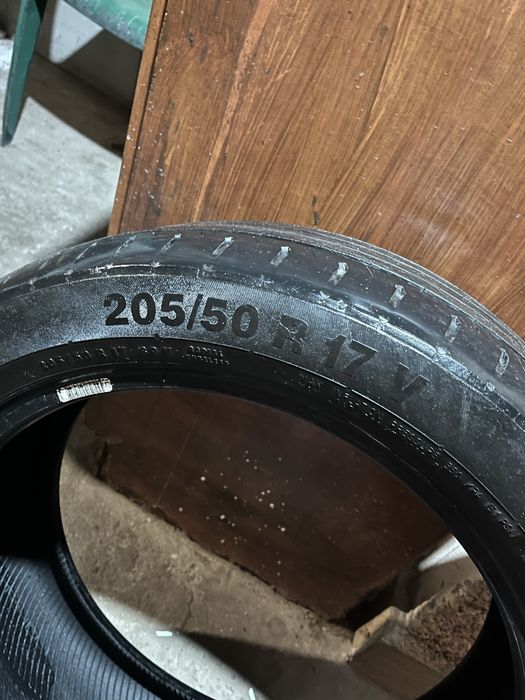 Продавам гуми 17-ка  205/50 R 17 V
