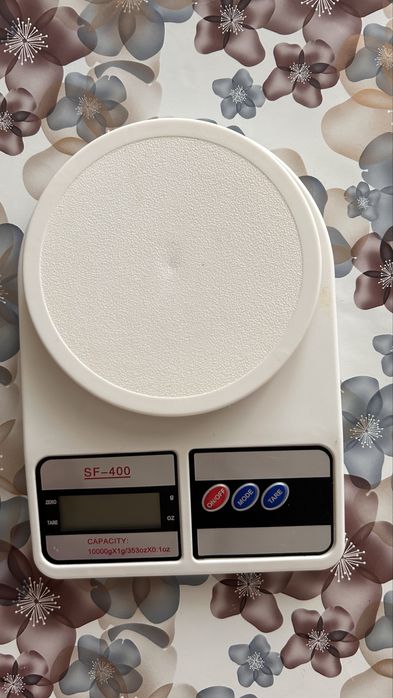 Компактные кухонные весы