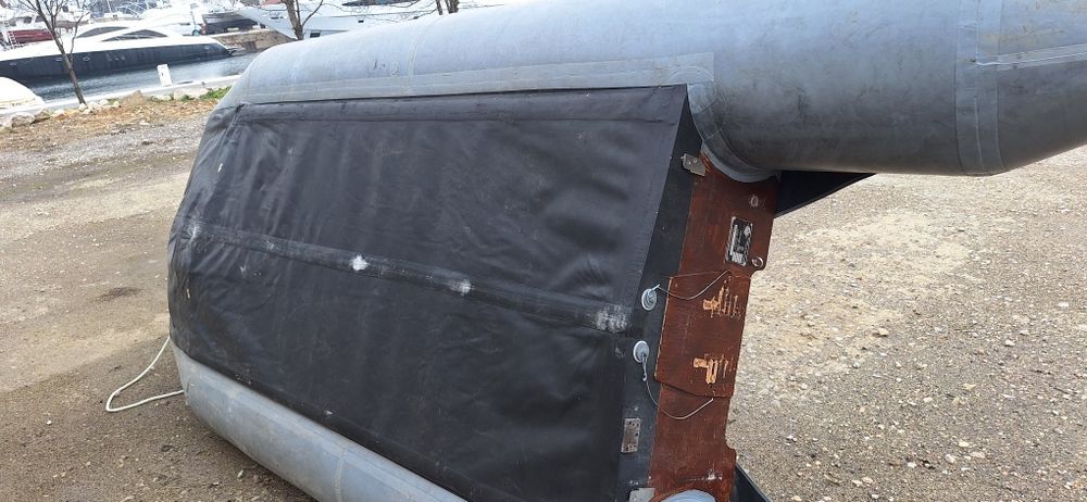 Лодка Zodiac комплект с  двигател 12