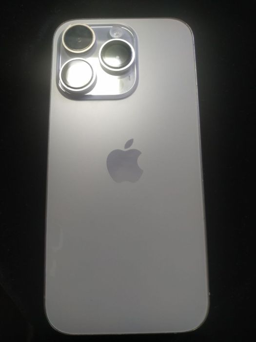 IPhon 15 pro сотилади