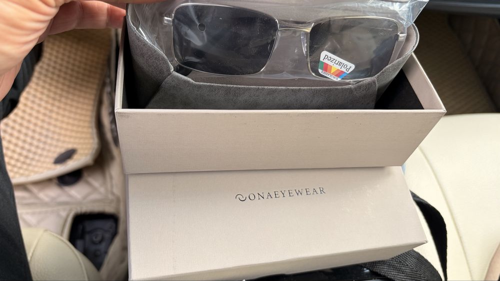 Стильные солнцезащитные очки