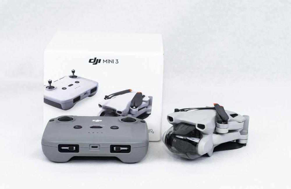 Drona DJI Mini 3 - RC-N1
