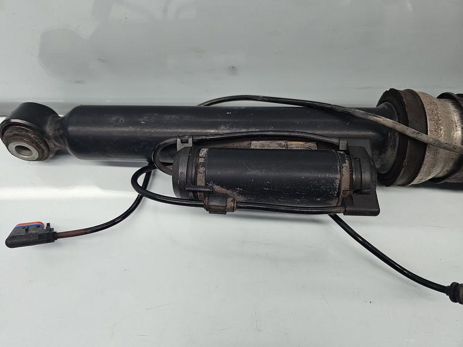 Perna aer stanga spate Mercedes Clasa S (W221) [Fabr 2005-2013]3.0 CDI