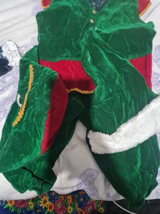 Костюмы по 2000 и по 3000