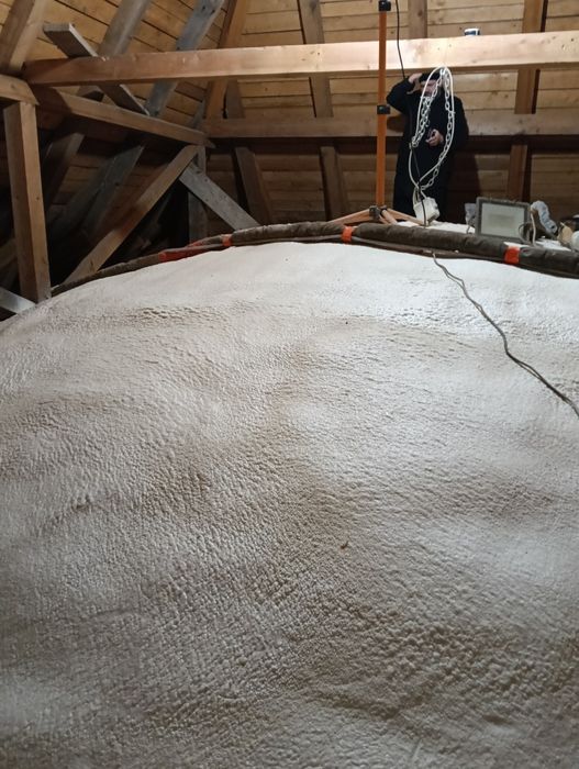 Izolații cu spumă poliuretanica