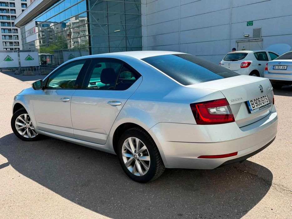SKODA Octavia 0 — imagine 4