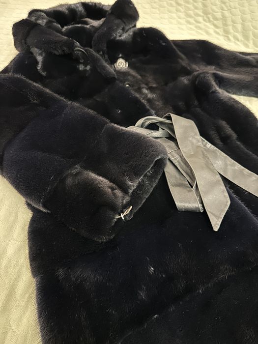 Продам норковую шубу