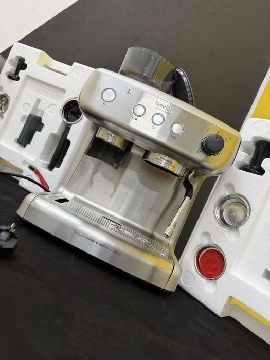 Кафе машина Breville barista max