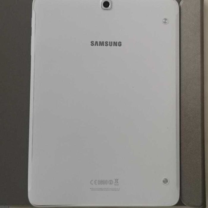 Samsung galaxy Tab S 2 SM-T813 таблет прекрасен с луксозна корица