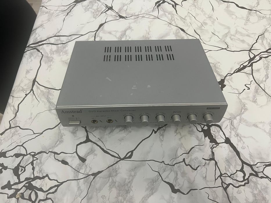 Amstrad   DVD karaoke Mixer Convertor AKR 0600