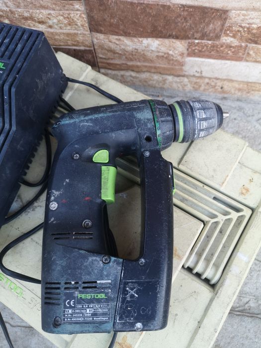 Винтоверт Festool ccd 9,6 2батерии