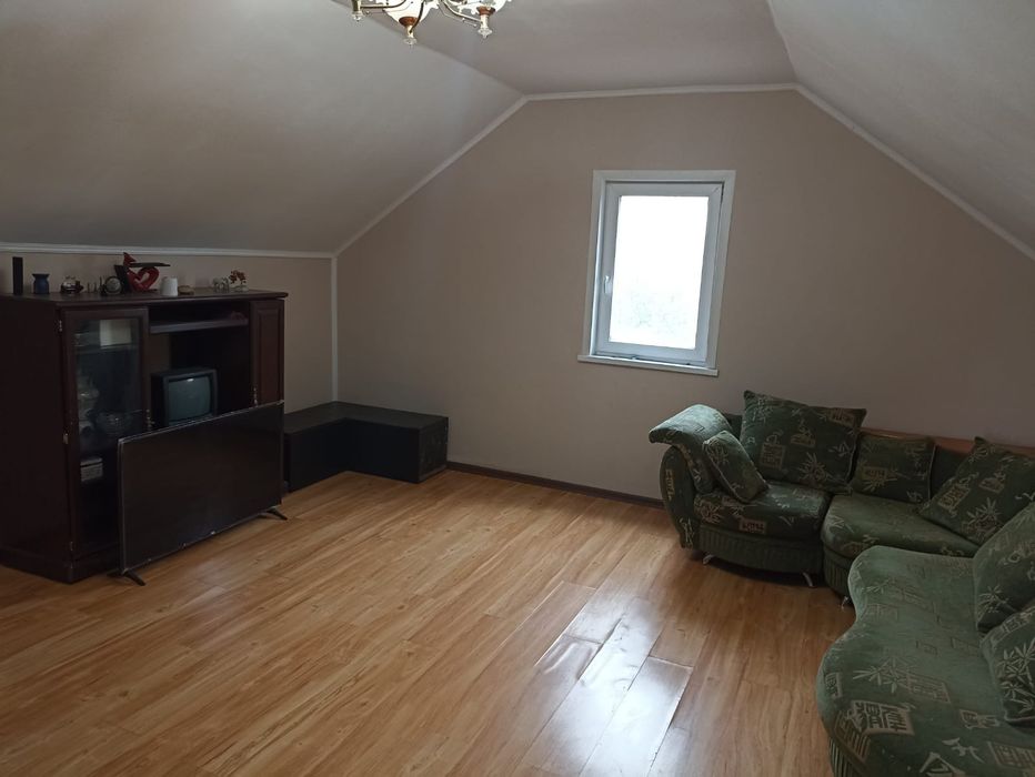 Продам 2-х эт. дачу на Пестром