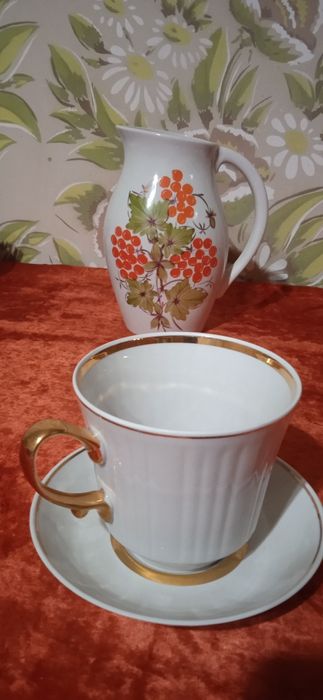 Кухонные принадлежности:,Посуда разная