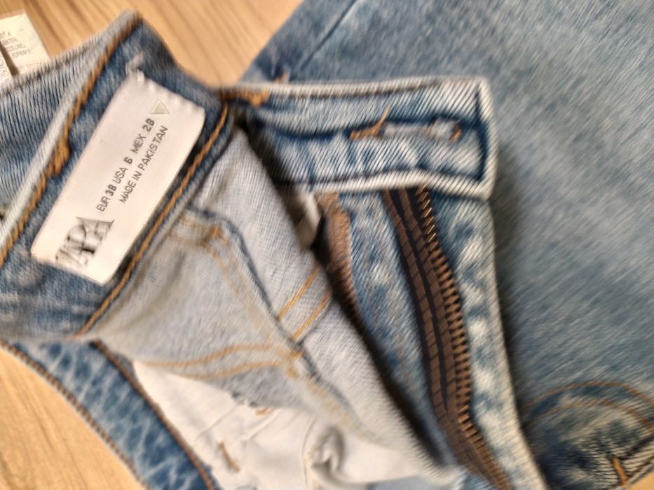 Дамски дънки Зара.