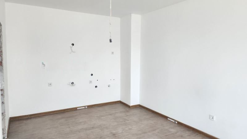 Продава се Двустаен апартамент в София, Обеля 2 - 56 кв.м за 4286 €/кв.м - Снимка #4