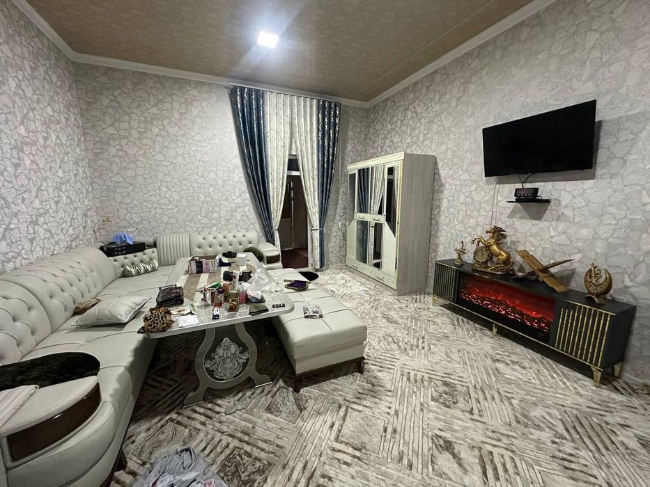 Хива туман ЯККА тут балик хона ёнида  400 КВ  ховли жой сотилади