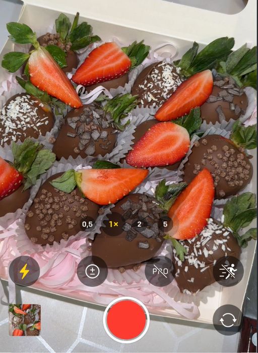 клубника в шоколаде