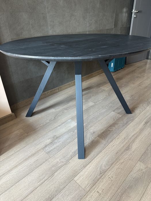 Кръгла маса диаметър 120