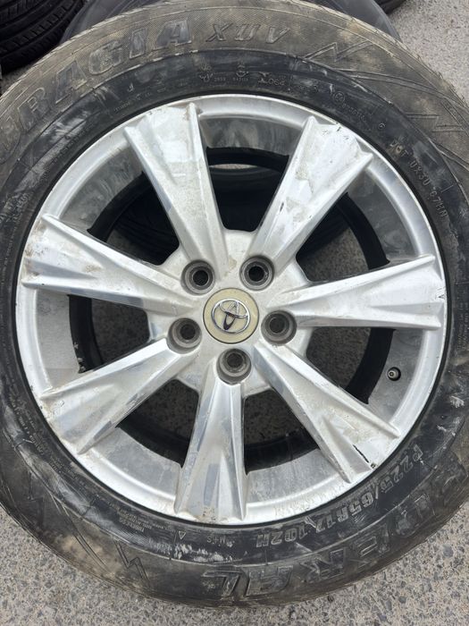 Шины дисками 225/65/17   3шт