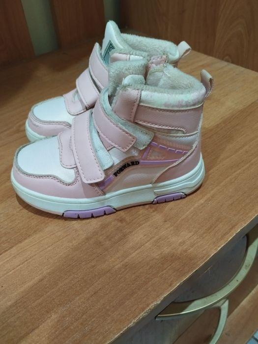 Продам ботиночки в отличном состоянии