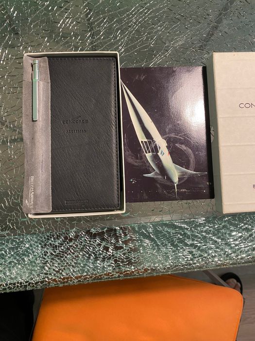 Вещи от борда на най бързия самолет в света “ CONCORDE “!100% оригинал