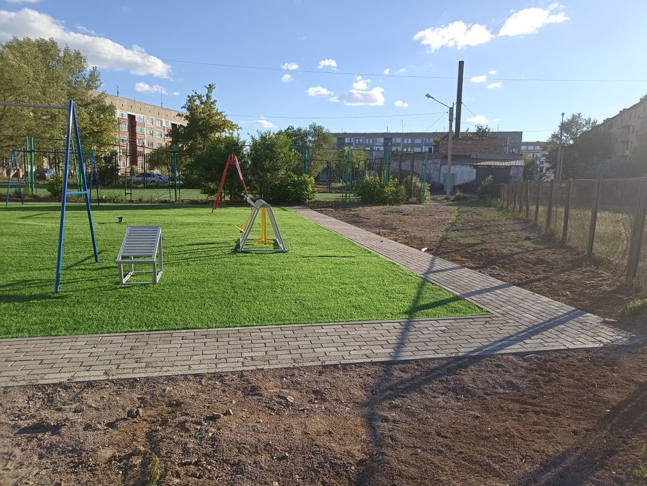 Укладка брусчатки любой сложности,установка бардюр,поребрик ...