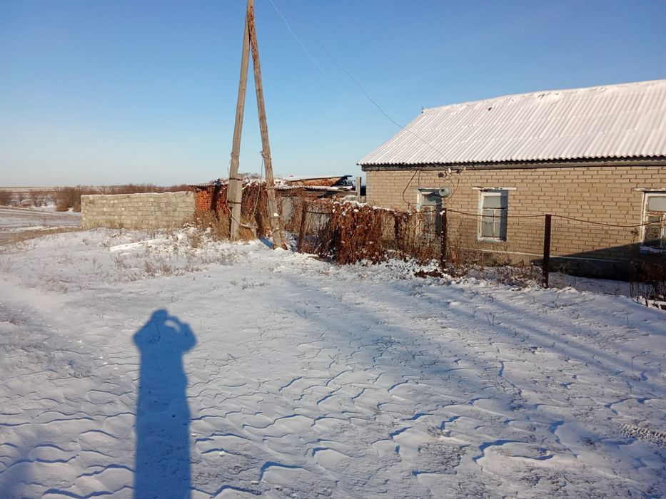 Продам дом в деревне Александровка.