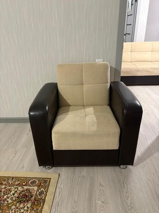 Продам диван с креслом (Турция)