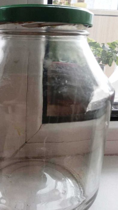 Омния на винт 0.720; малки бурканчета на винт