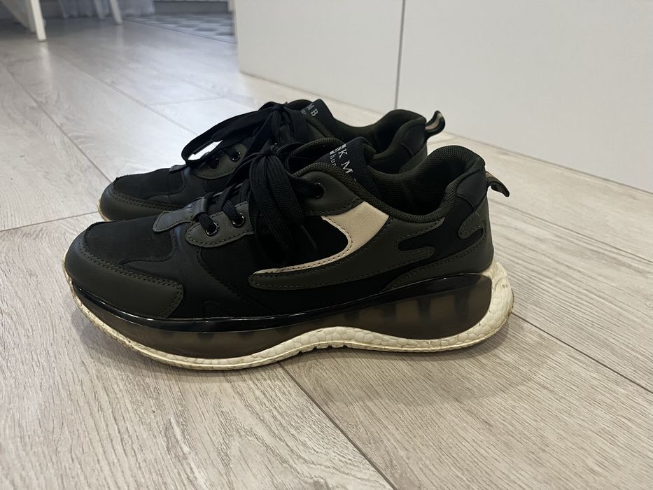 Кроссовки на подростка