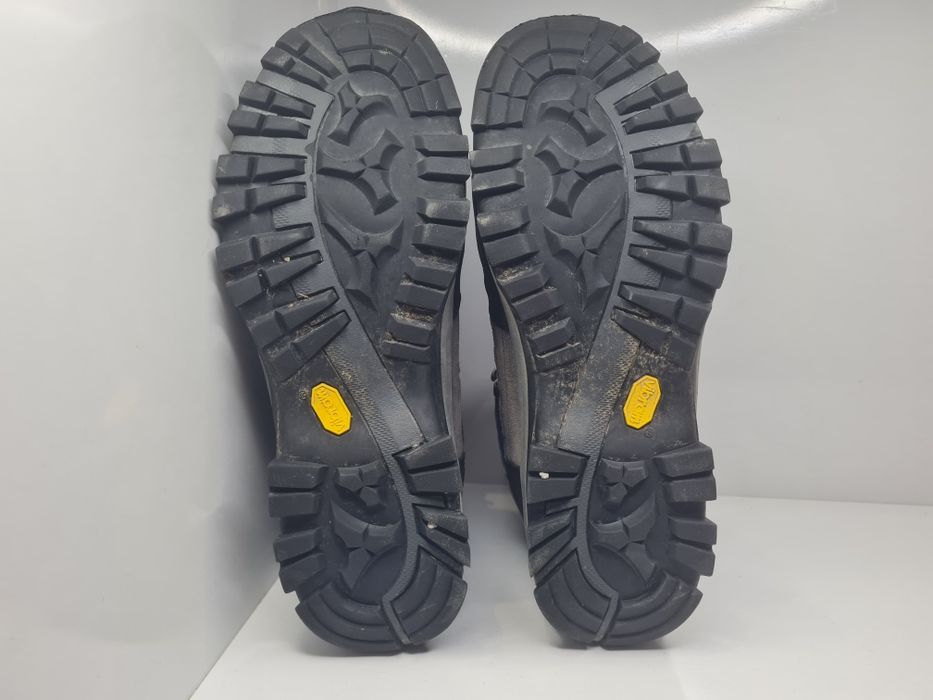 Зимни Обувки Jack Wolfskin 

Носени но, в добро състояние. 

Размер 46