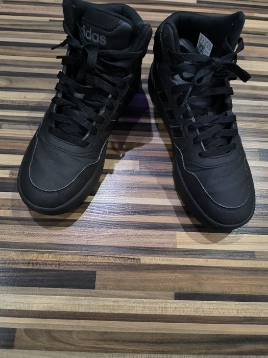 Високи маратонки Adidas 39 номер