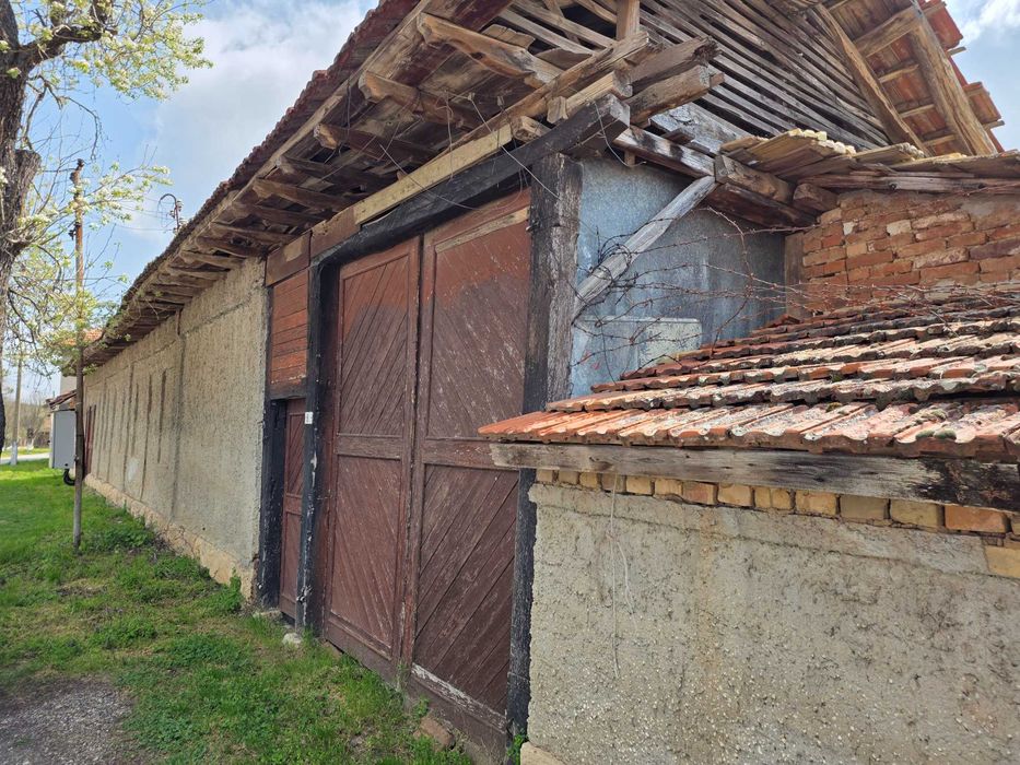 Къща в село Побит Камък, община Разград