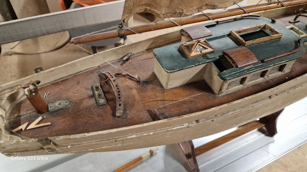 Макет на платноходна яхта