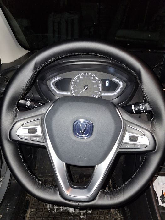 Оплетка на руль с ручным швом