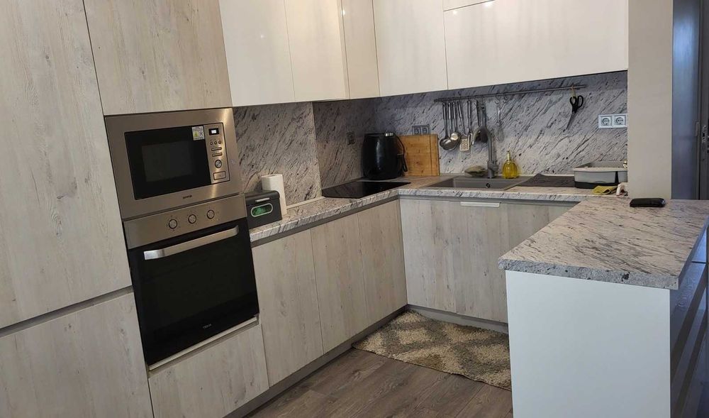 Продава се Тристаен апартамент в Варна, Гранд Мол Варна - 101 кв.м за 2179 €/кв.м - Снимка #1