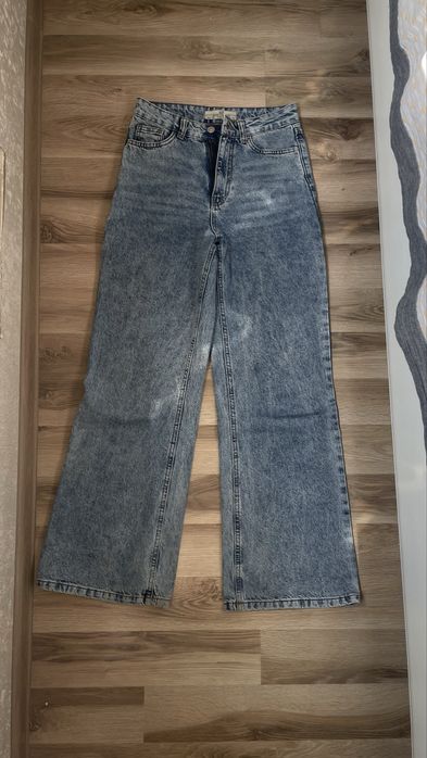 Джинсы женские клеш