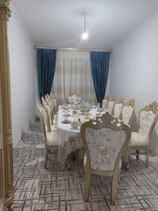 Срочна сотилади Яшнобод Олмос 3 хона