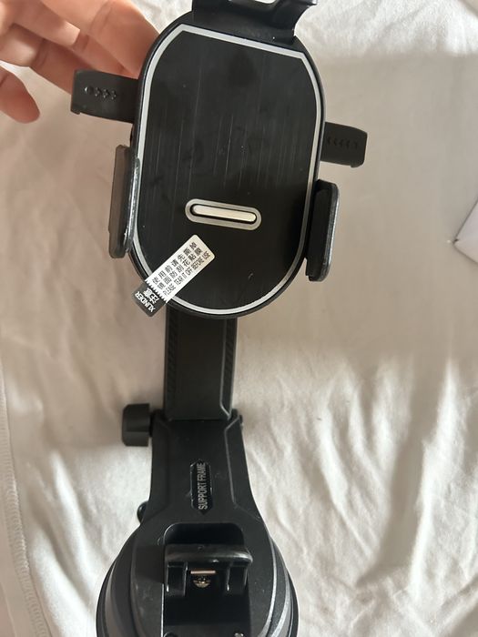 Suport de telefon pentru masina