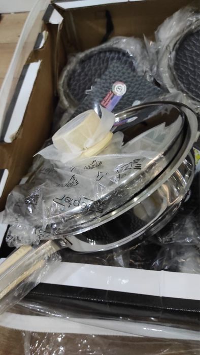 Продается набор, новая кастрюля от Цептер