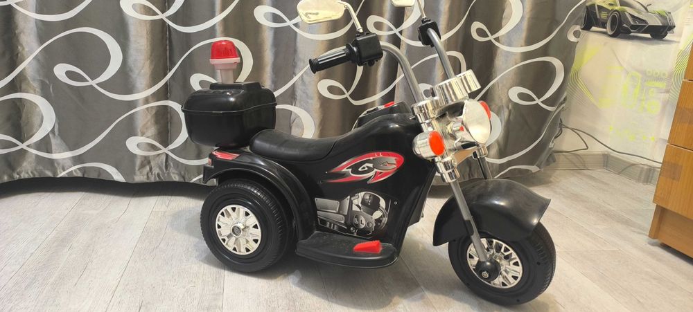 Продам электромобиль мотоцикл