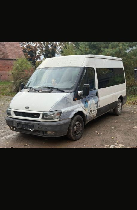 Ford Transit custom 9 locuri