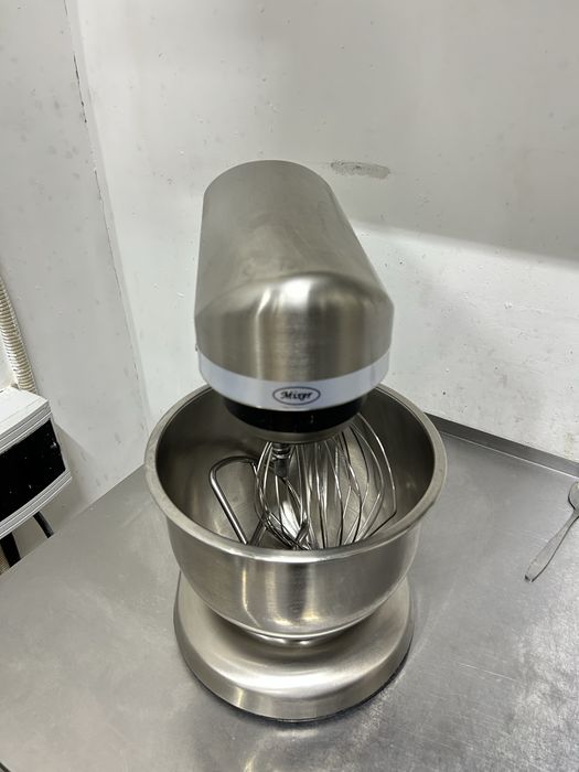 Миксер проффисональные плонитарный