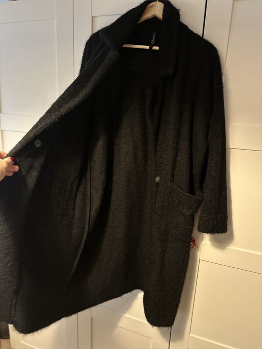 Дамско черно палто, тип жилетка