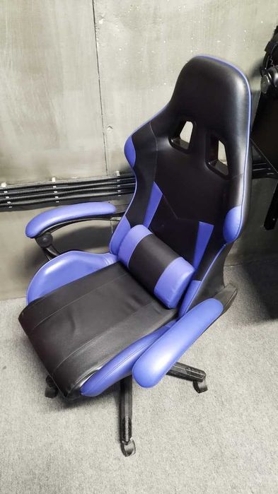 Диваны и  кресла